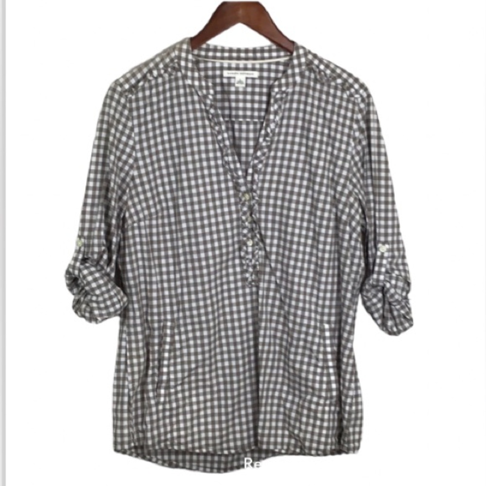 EUC Banana Republic Tan & White gingham popover w pockets & ruffle front placket